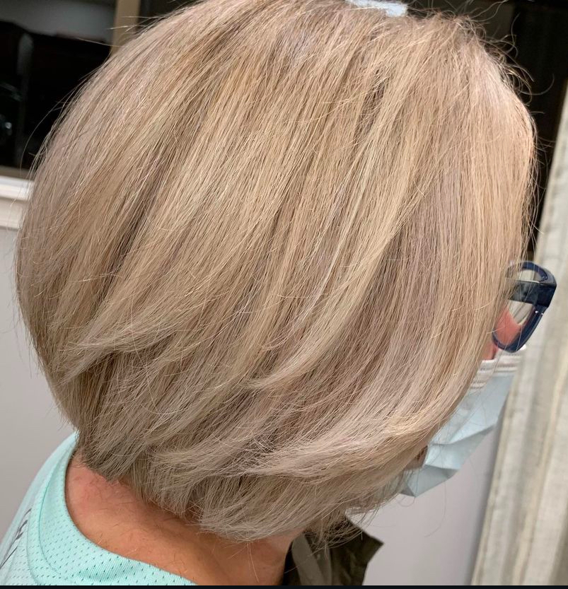 A photo of a bob haircut at Jenny's Salon in Mechanicsburg, PA